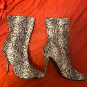 Snake skin boot heels ankle